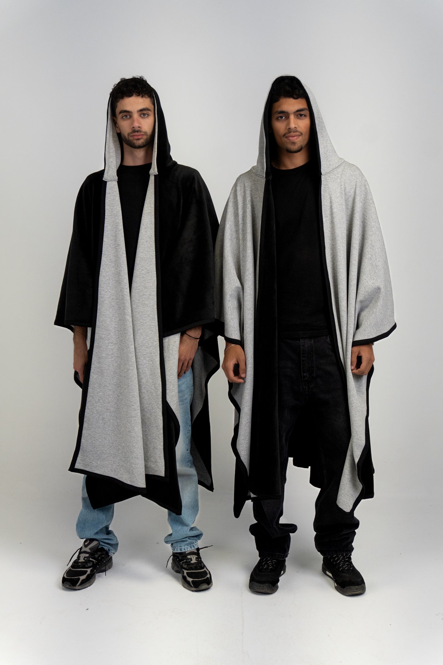 Robin hood ( Grey & Black )