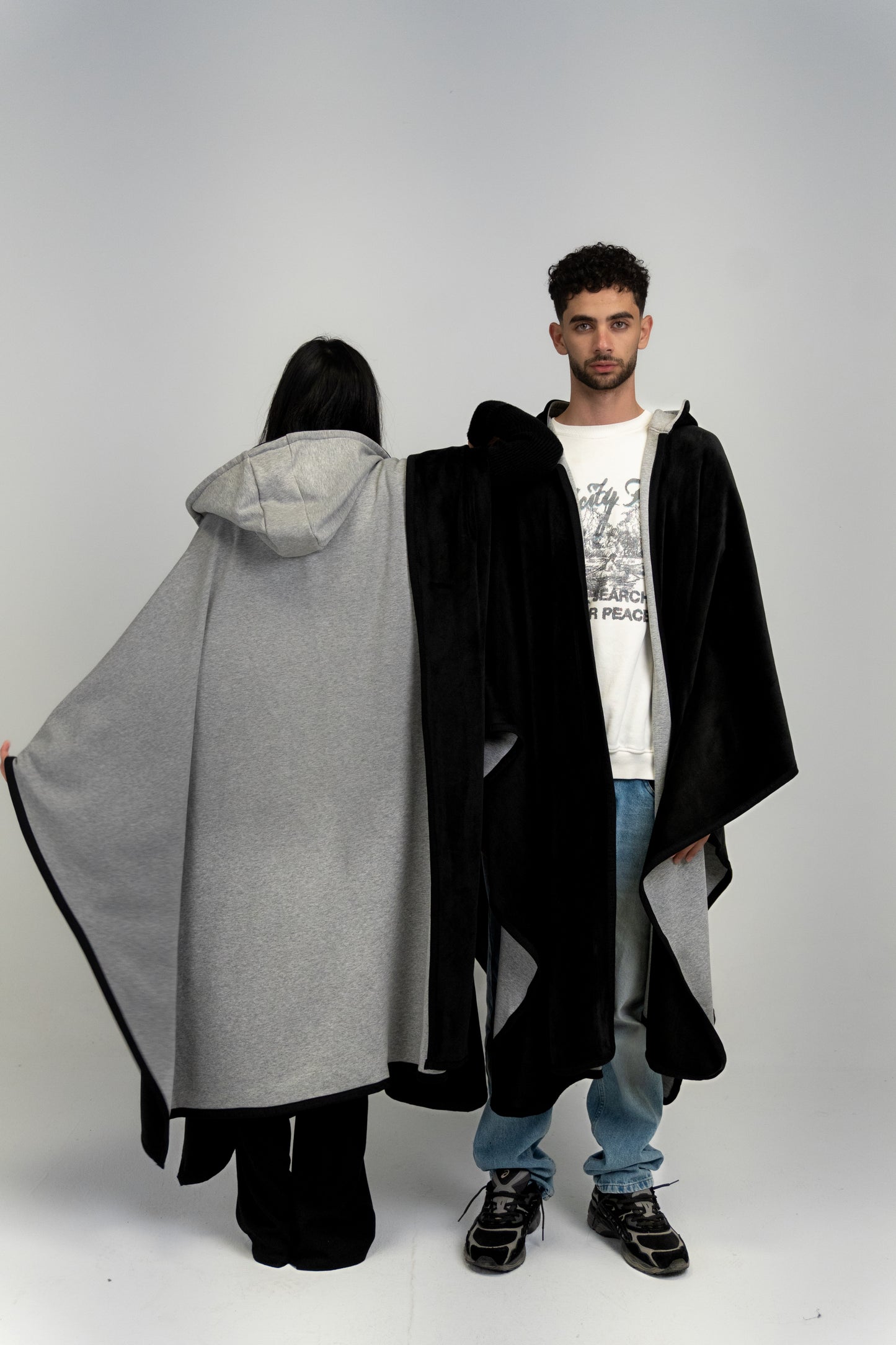 Robin hood ( Grey & Black )