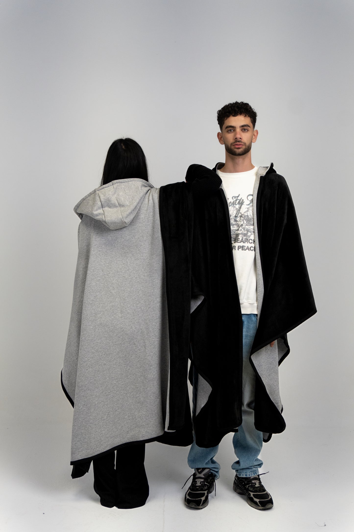 Robin hood ( Grey & Black )